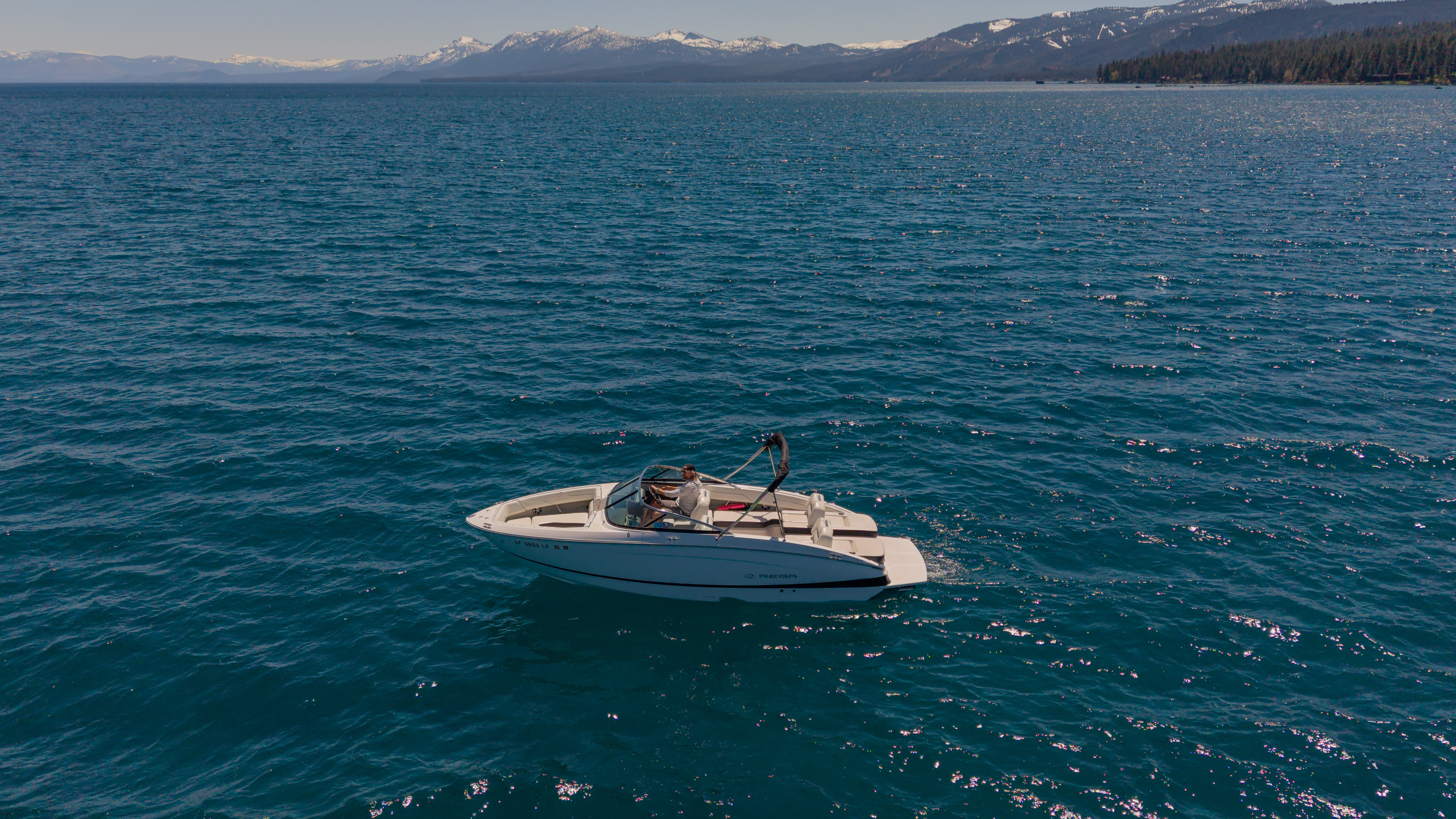 24' Regal Powerboat